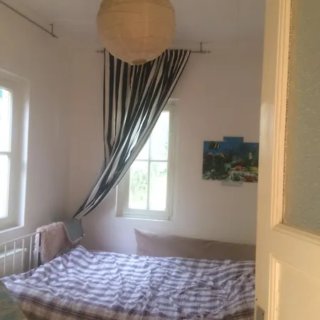 Kinaliada Manzarali Ev